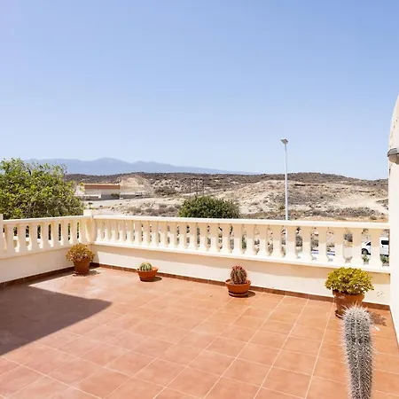 Nuria El Medano (Tenerife)